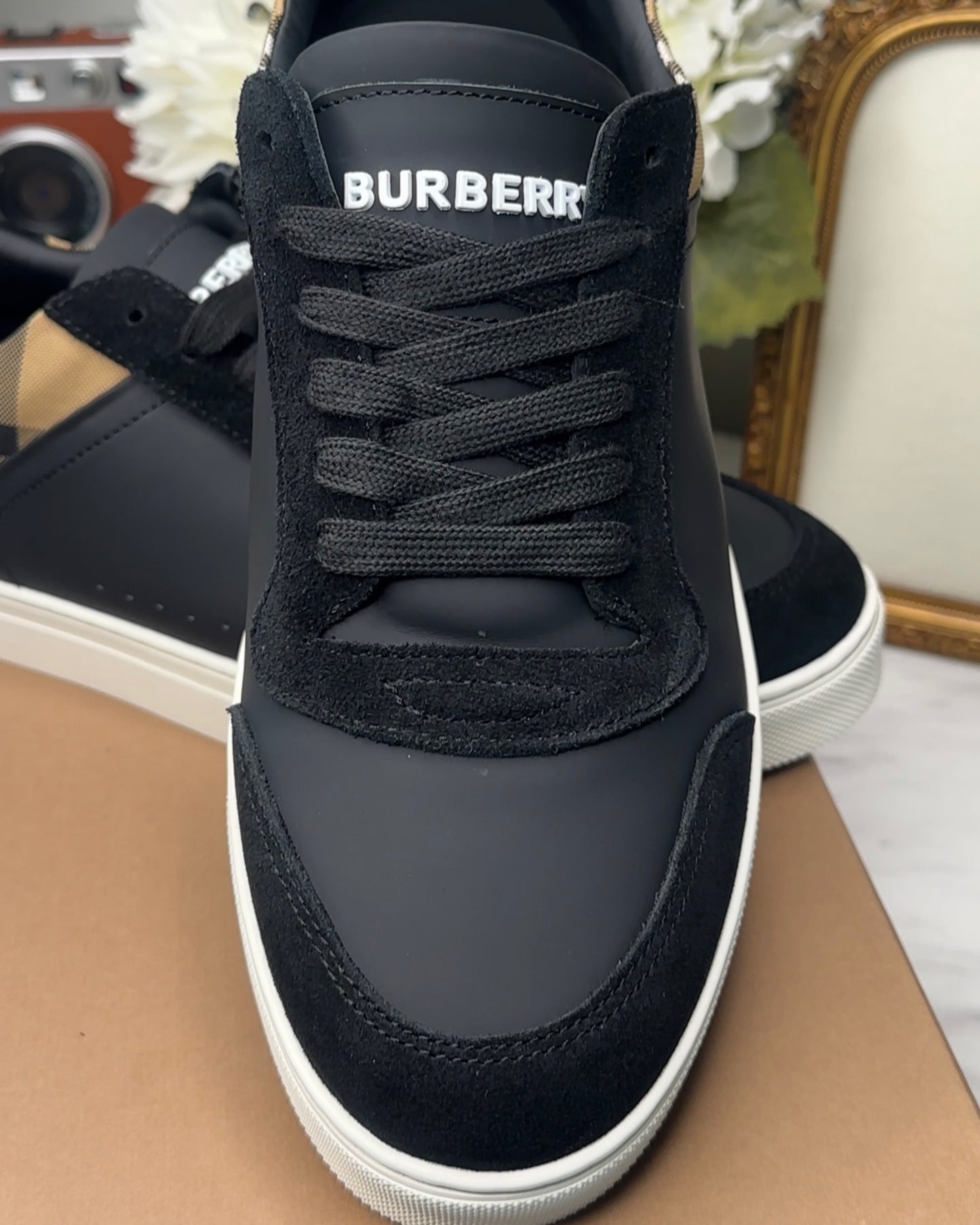 1526B-Men's Low-Top Sneakers