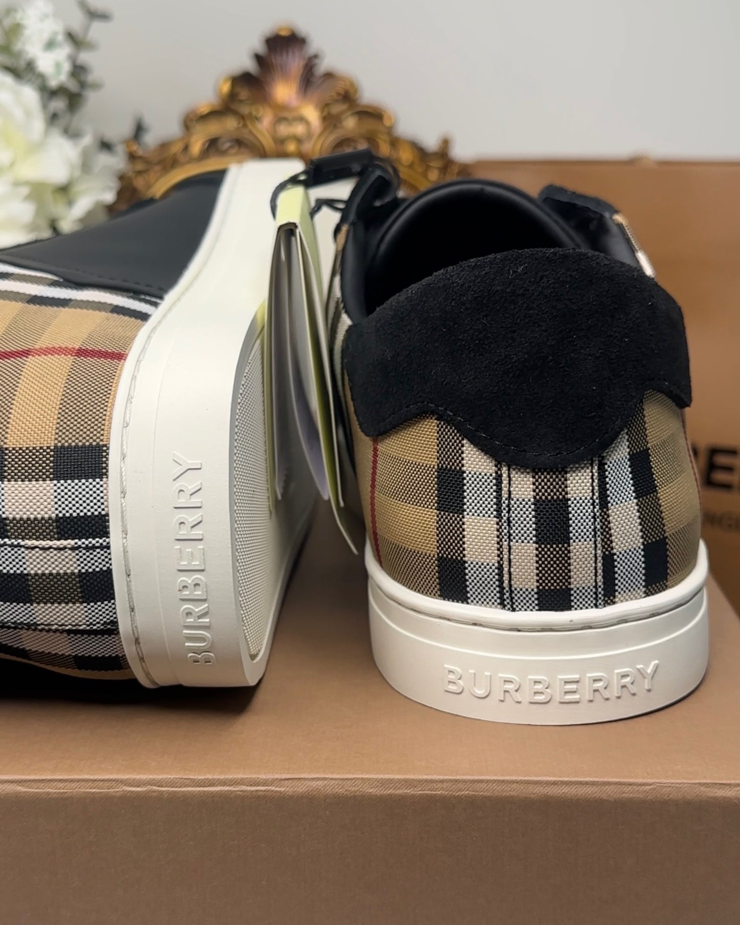 1526B-Men's Low-Top Sneakers